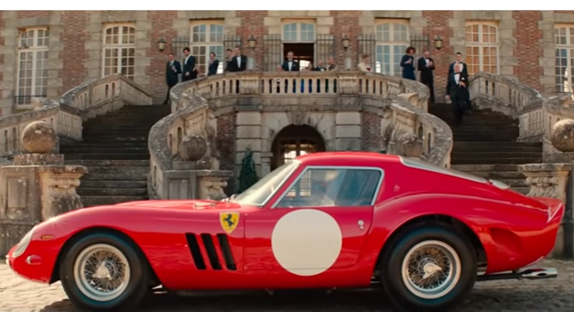 No meio de uma guerra: Ferrari 250 GTO