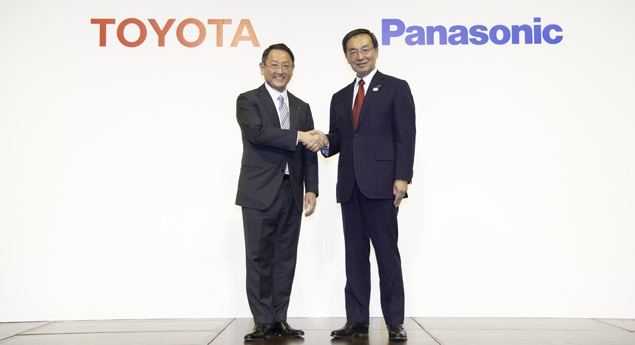 Toyota e Panasonic desenvolvem baterias em conjunto