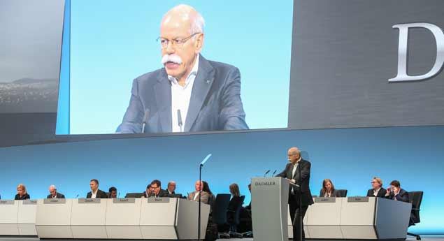 Nudez fez "descambar" Assembleia da Daimler