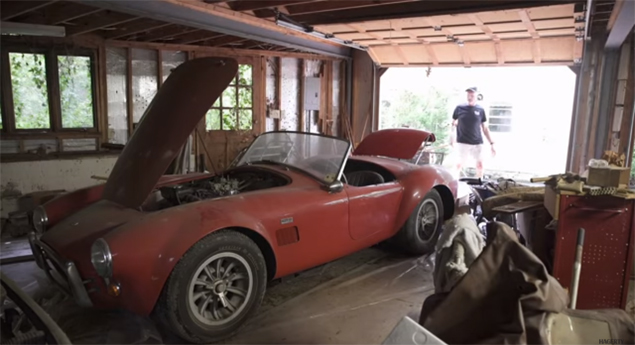 Ferrari 275 GTB e Shelby Cobra 427 resgatados do abandono