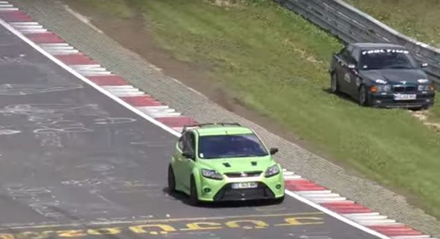 Este Ford Focus RS está no seu habitat