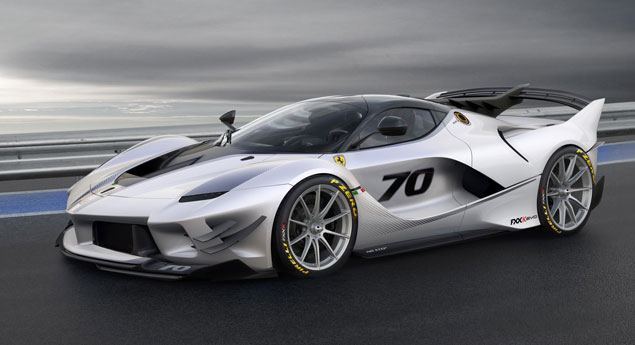 Ferrari FXX-K Evo é ainda mais extremo