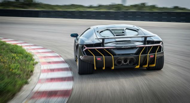 O 'rugir' de €1,8 M do Lamborghini Centenario