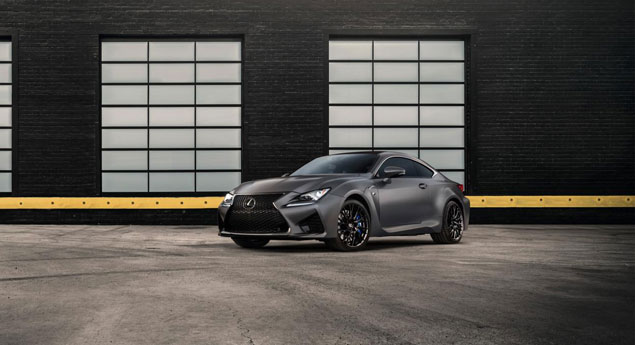 Uma década Lexus "F" celebrada a preceito