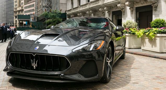 Maserati GranTurismo MY 2018 estreia na Bolsa de Nova Iorque