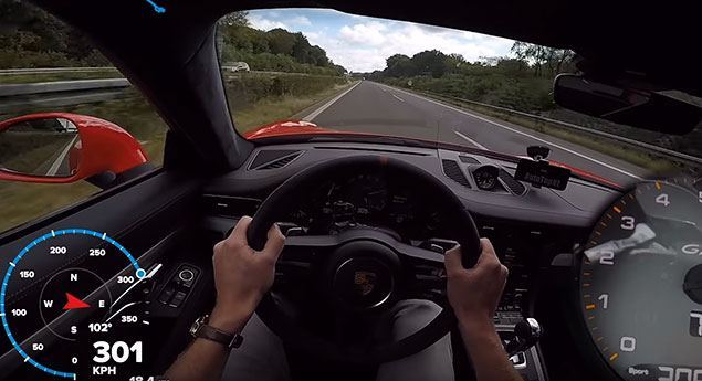 A estonteante aceleração do Porsche 911 GT3 na autobahn