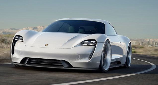 Porsche: 50% das vendas em elétricos é objetivo para 2023