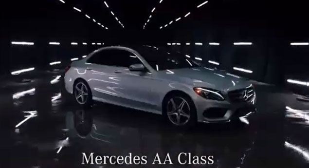 Um Mercedes a trabalhar a pilhas...