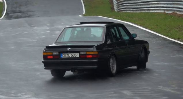 Os drifts ilegais em Nurburgring…