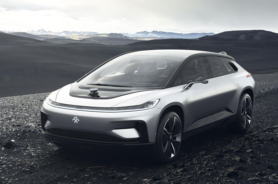 O SUV EV Faraday Future 91 continua um projecto sucessivamente adiado. Desta feita, por falta de dinheiro que permita o lançamento.
