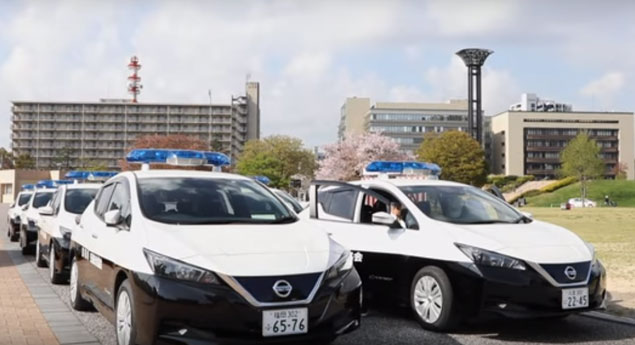 Leaf apresenta-se ao serviço das autoridades