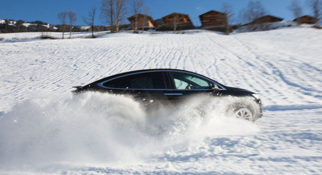 Vídeo - Estivemos com os Tesla na Neve...