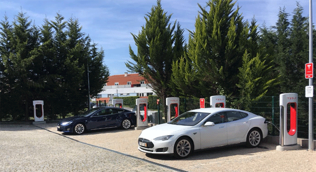 Tesla inaugura novo posto supercharger em Portugal