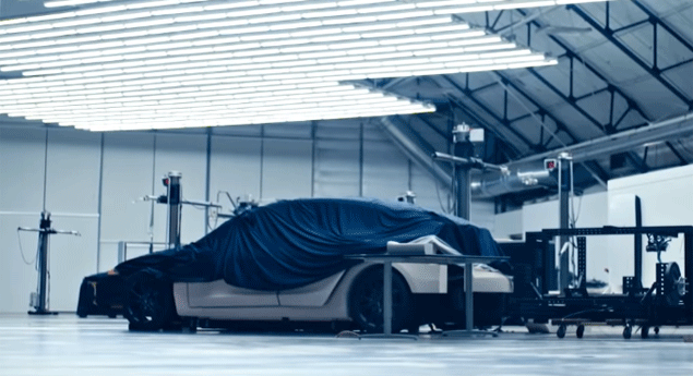 Prepara a Tesla uma surpresa?