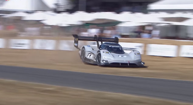 Volkswagen ID R Pikes Peak salvou-se por pouco em Goodwood