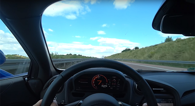 McLaren 720S sem limites na autobahn!