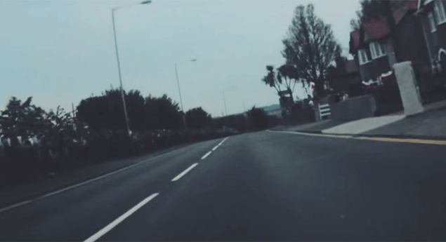 A alucinante prova Isle of Man TT na "primeira pessoa"