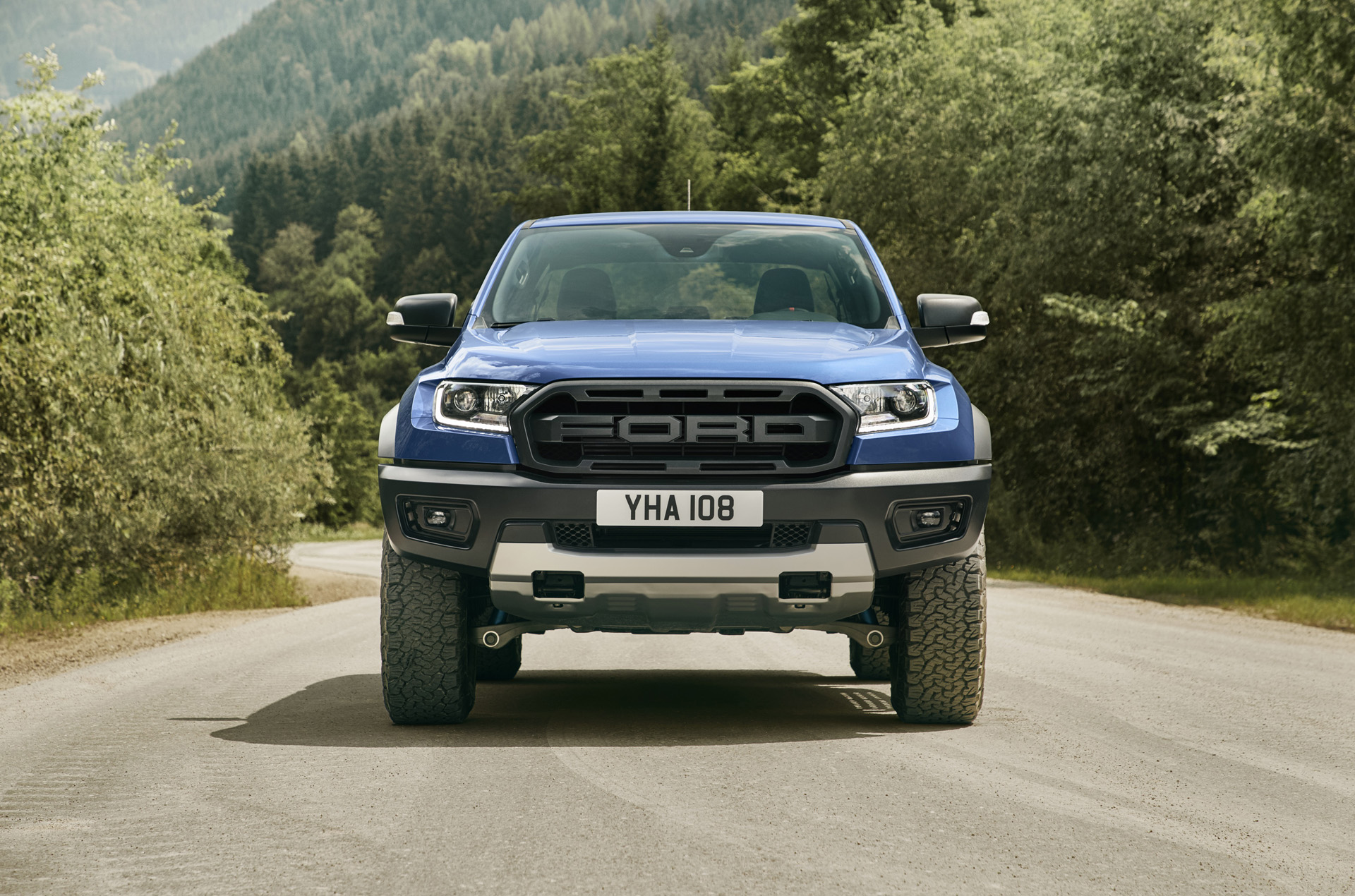 A Ford Ranger Raptor deverá receber, na próxima geração e entre outras novidades, o sistema de amortecedores de competição Fox Racing, que já equipam a irmã americana F-150 Raptor