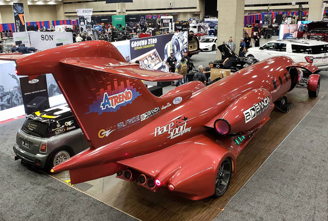 A limousine feita a partir de um avi&atilde;o privado, a Limo Jet.