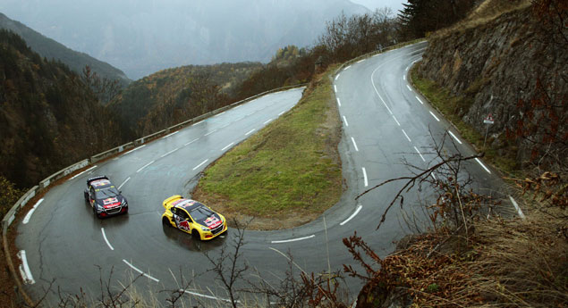 A alucinante subida ao Alpe D'Huez de Sebastién Loeb e Kevin Hansen