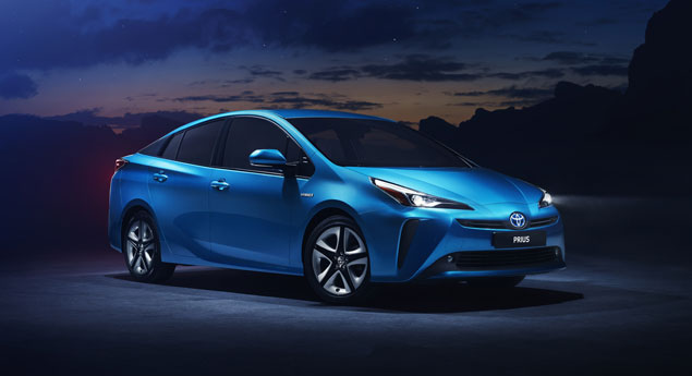 Toyota Prius de tração integral revelado em Los Angeles