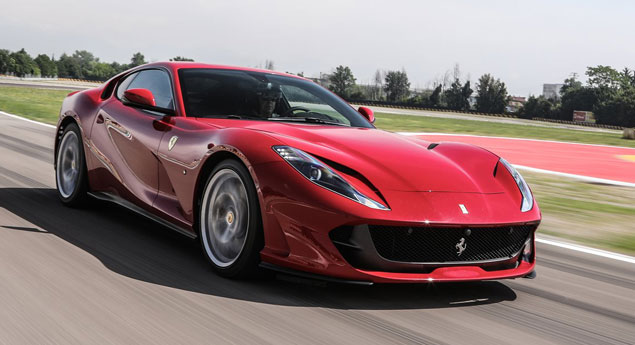 Ferrari 812 Superfast "apenas" conseguiu 7:27s em Nurburgring