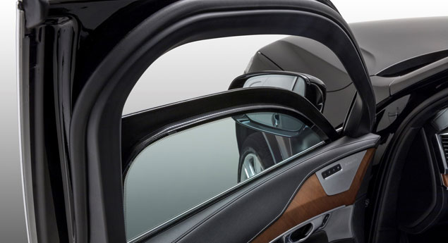 Volvo lança-se no mercado dos veículos blindados