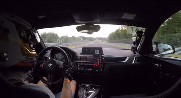 BMW M2 Competition dá a volta ao 'ring' em menos de 8 minutos (vídeo)