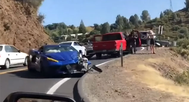 O novo Corvette C8 estreia-se a despistar (vídeo)