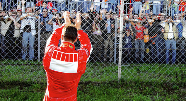 Michael Schumacher está a fazer tratamento secreto em Paris