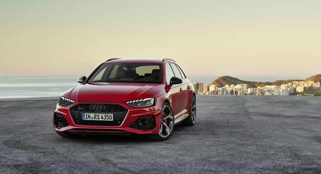 Novo Audi RS4 Avant traz um visual mais agressivo