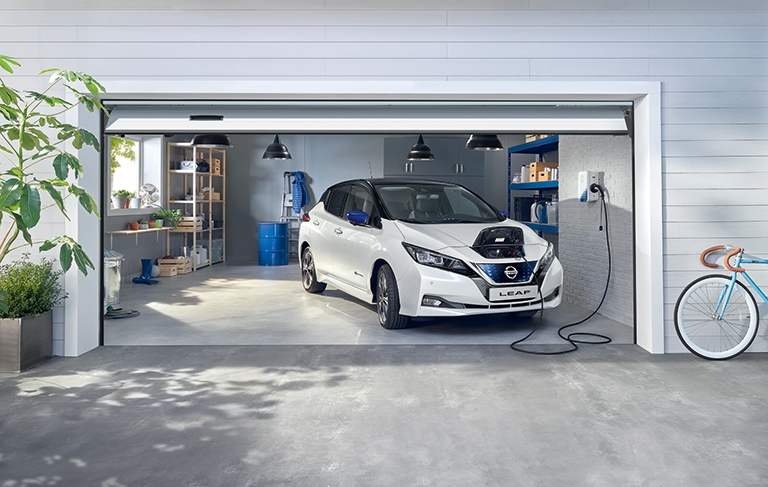 Nissan LEAF com incentivo de 3.000 euros e oferta da wallbox