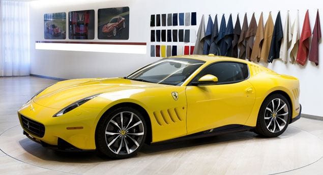 Ferrari apresenta SP275 RW Competizione