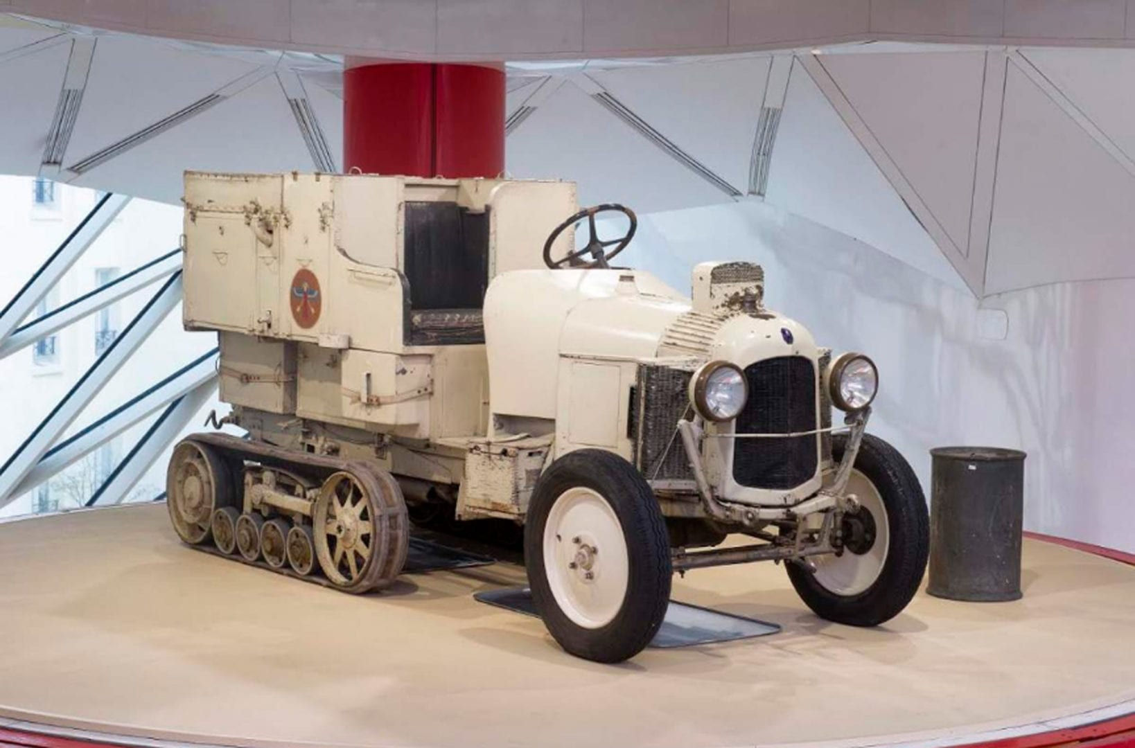 Heroína da travessia do deserto do Saara em 1922, a Citroën Scarabée d'Or vai estar em exposição no Rétromobile 2020 de Paris