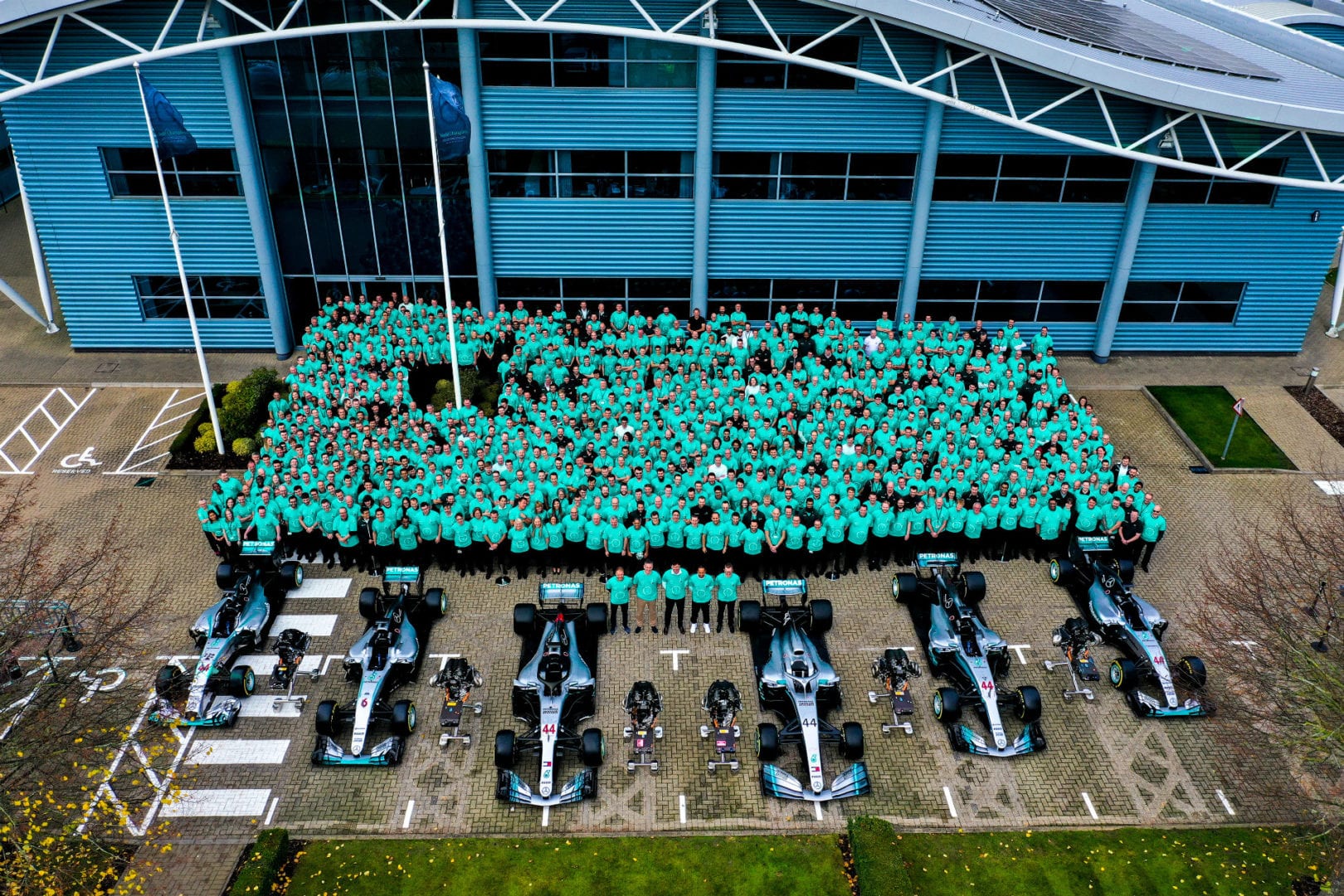 Sem rival desde que entrou no Mundial de F1, a Mercedes-AMG Petronas Formula One Team soma já seis títulos de Construtores e seis de Pilotos 