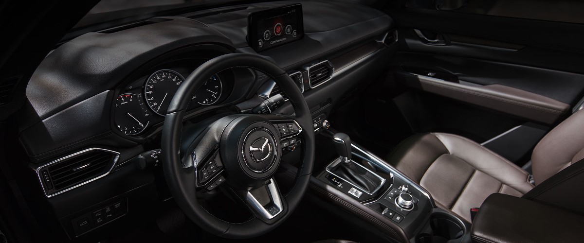 O interior do Mazda CX-5 atualizado contará com pequenos retoques e refinamentos