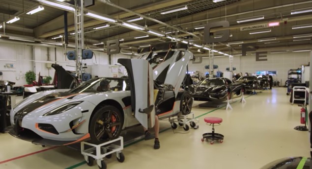 Koenigsegg. Faz ideia no que é que a marca gasta a maioria dos orçamentos?