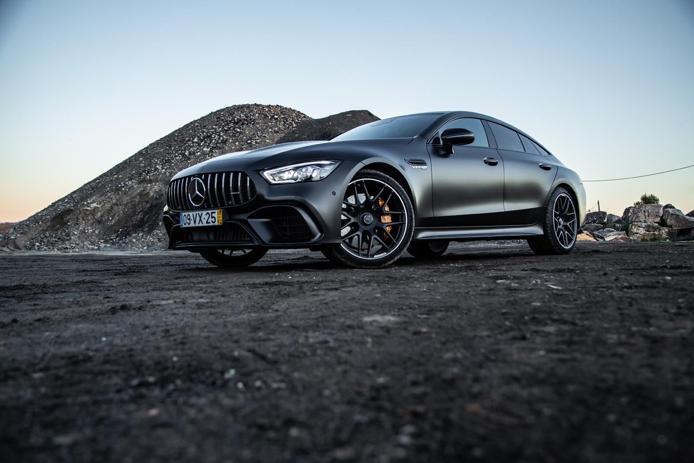 A próxima geração do Mercedes-AMG GT pode vir a ter como base o próximo SL