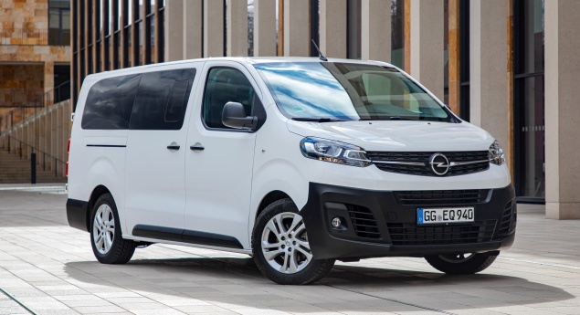 Opel. Novo Vivaro reforçado com versões de passageiros