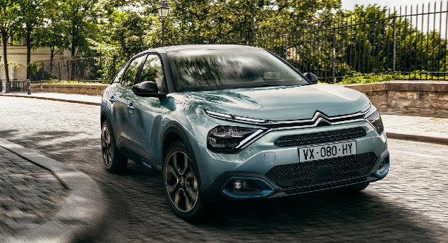 Novo Citroën C4 chega no final do ano com 350 km de autonomia