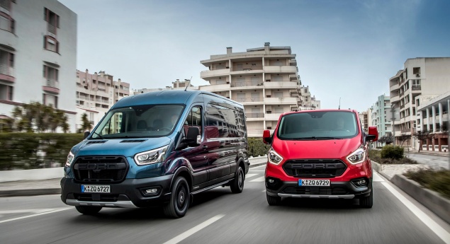 Ford. Versões Trail e Active reforçam gamas Transit