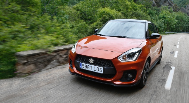 Suzuki Swift Sport. Novo sistema híbrido reduz consumos e melhora caráter desportivo