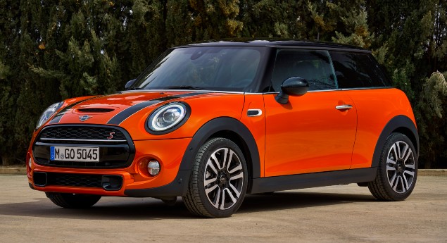 Depois do elétrico, mais um híbrido. Mini prepara nova versão Cooper S PHEV