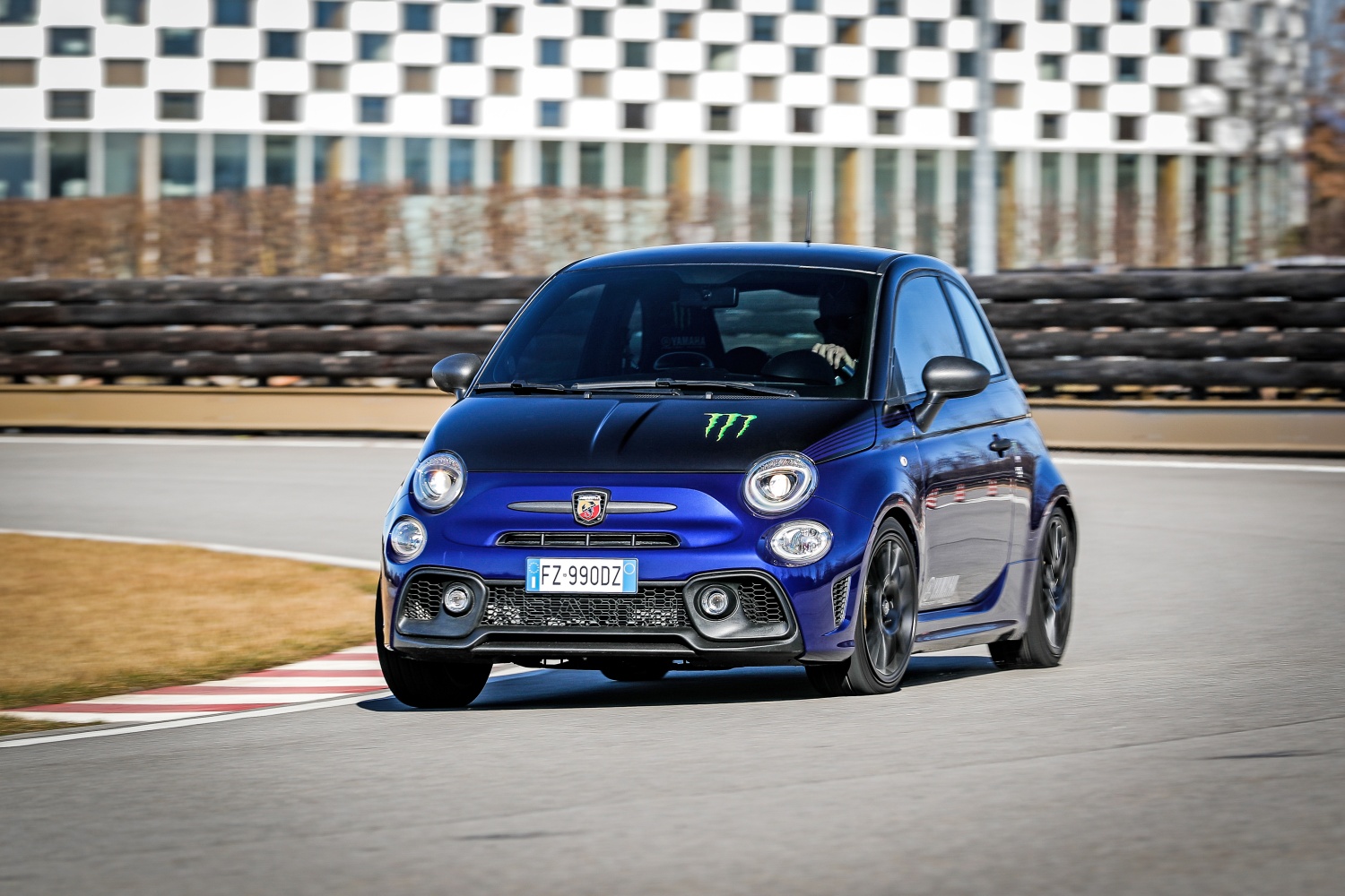 Abarth 595 Monster Energy Yamaha