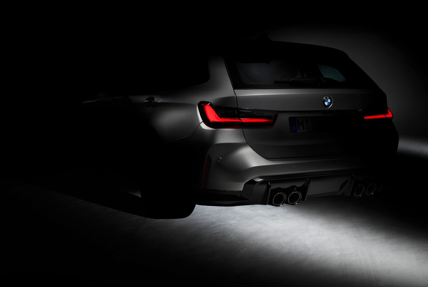 O primeiro teaser da futura BMW M3 Touring