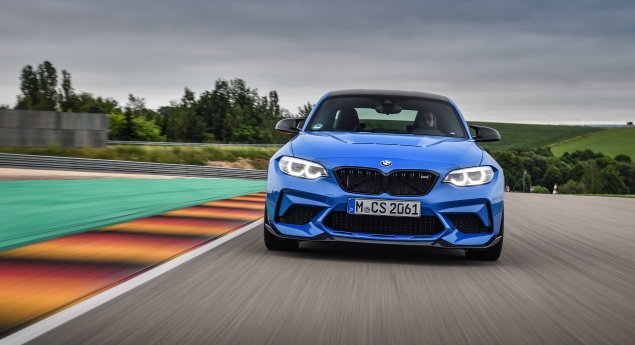 BMW divulga novas imagens do espetacular M2 CS