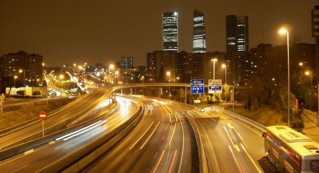 COVID-19 leva espanhóis a comprarem carros mais antigos e poluentes