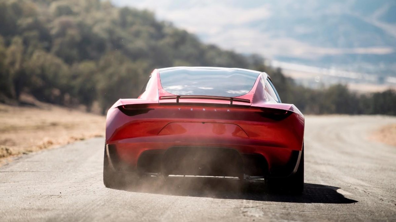 Embora já com três anos, as especificações anunciadas em 2017 para o Roadster continuam a impressionar 