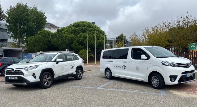 Com um RAV4 e uma Proace. Toyota Caetano Portugal apoia Protecção Civil