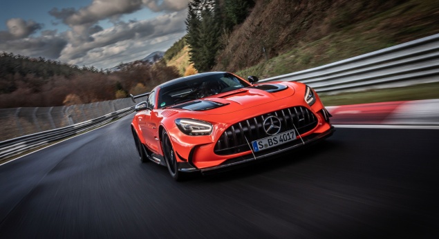 Mercedes-AMG GT Black Series bateu mesmo o recorde em Nürburgring